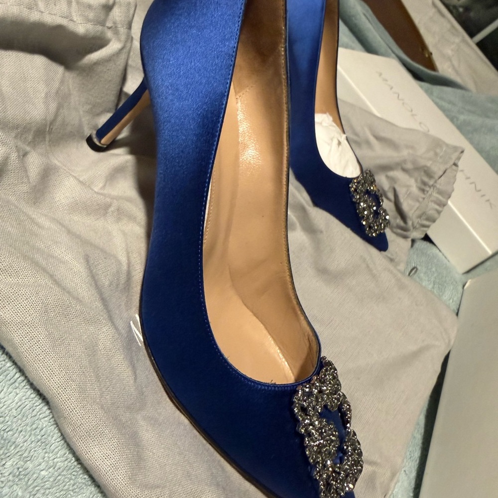 Manolo Blahnik Hangisi 70mm satin blue heels - sz 39.5 - Picture 10 of 13